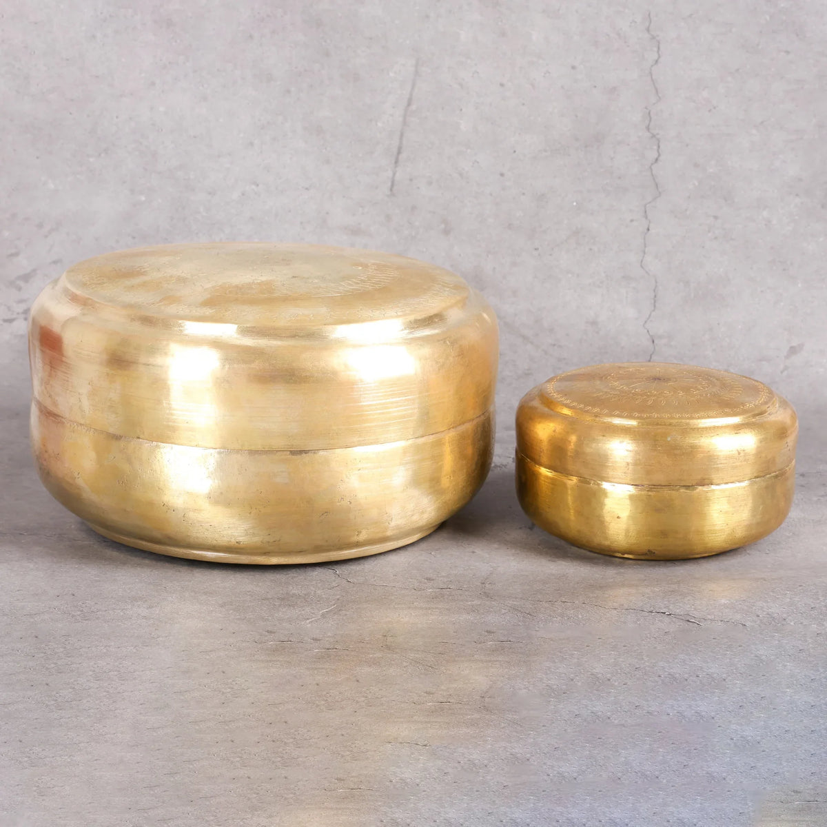 Copper Mart Traditional Brass Serving Set (Katordan Desi) – Artisanal Hosting Tureen