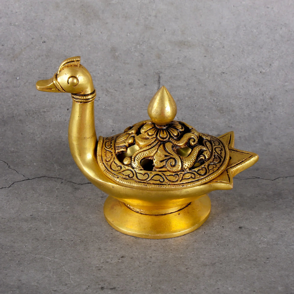 Copper Mart Artisanal Brass Duck-Shape Aroma Lamp – Heritage Fragrance Diffuser