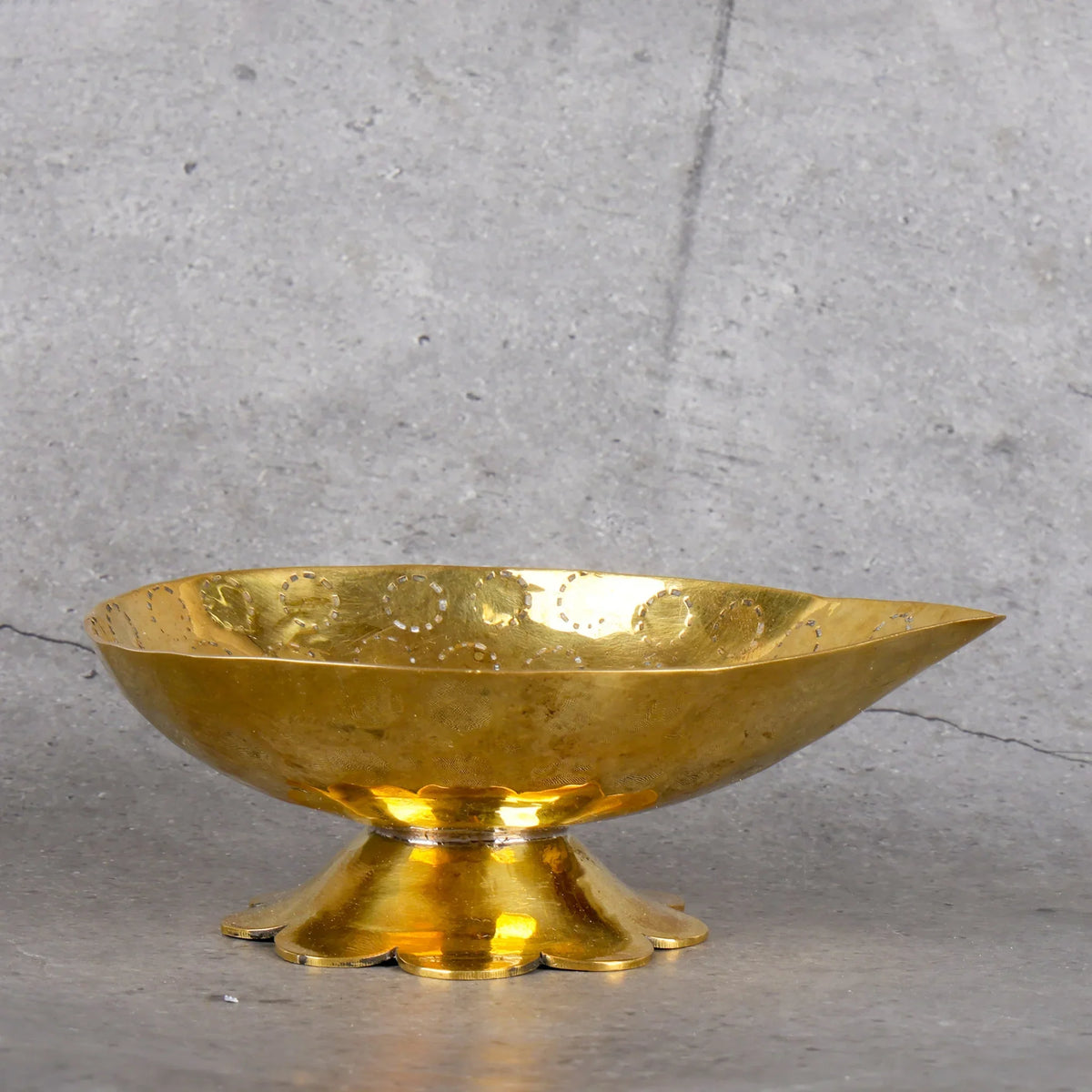 Copper Mart Brass Diya Lamp – Lotus Oil Lamp for Diwali, Puja & Meditation