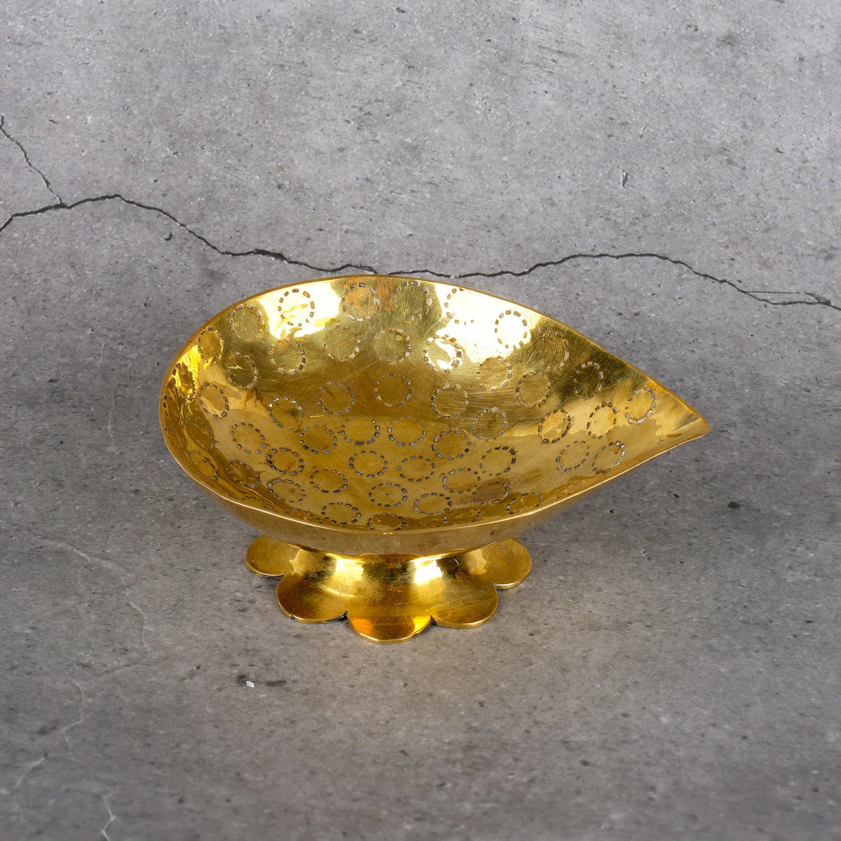 Copper Mart Brass Diya Lamp – Lotus Oil Lamp for Diwali, Puja & Meditation