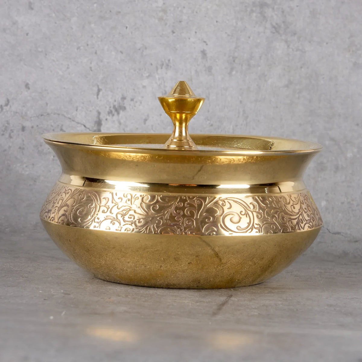 Copper Mart Brass Heritage Serving Dish (Lily Motif) – Traditional Hostess Ware