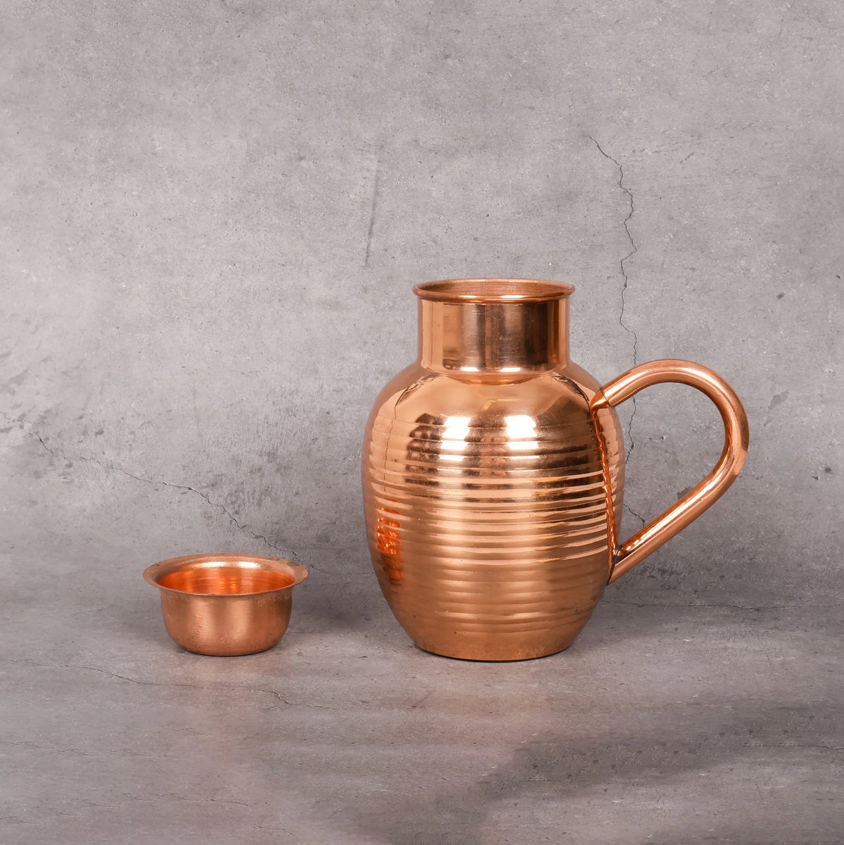 Copper Mart Copper Water Pitcher with Lid – 50 oz Hammered Jug, Solid Copper (Not Plated)